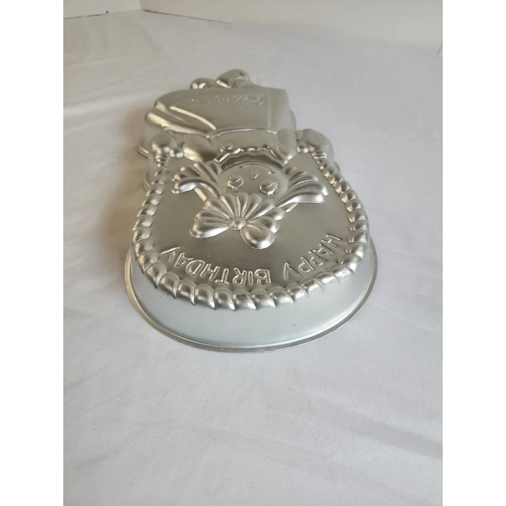 Wilton Raggedy Ann Cake Pan Silver Vintage 1981 Happy Birthday Jump Rope 5023797